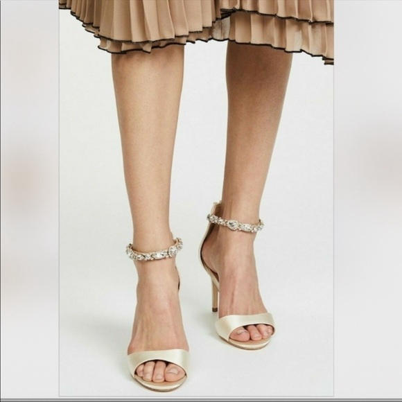 Badgley Mischka | Sindy Ivory Satin Crystal Sandal - Picture 2 of 14